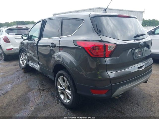 2019 FORD ESCAPE SE 3