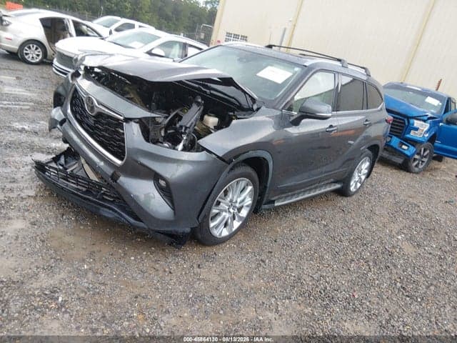 2021 TOYOTA HIGHLANDER LIMITED 2