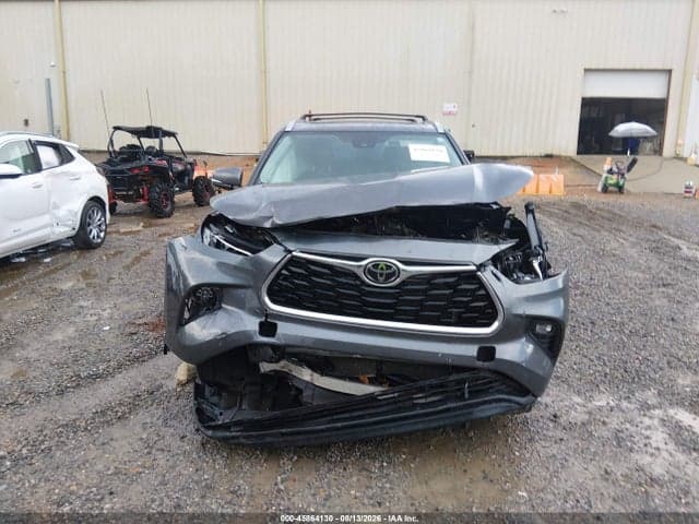 2021 TOYOTA HIGHLANDER LIMITED 12