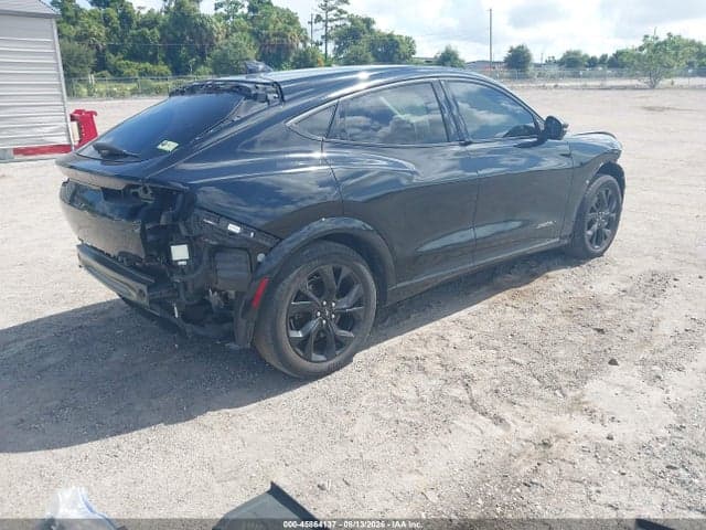 2023 FORD MUSTANG MACH-E PREMIUM 4