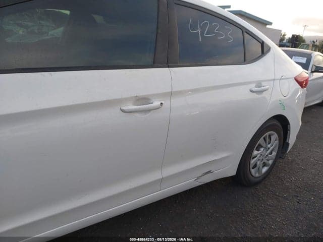 2017 HYUNDAI ELANTRA SE 6
