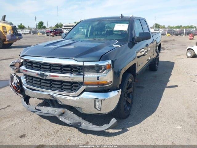 2017 CHEVROLET SILVERADO 1500 LT 2