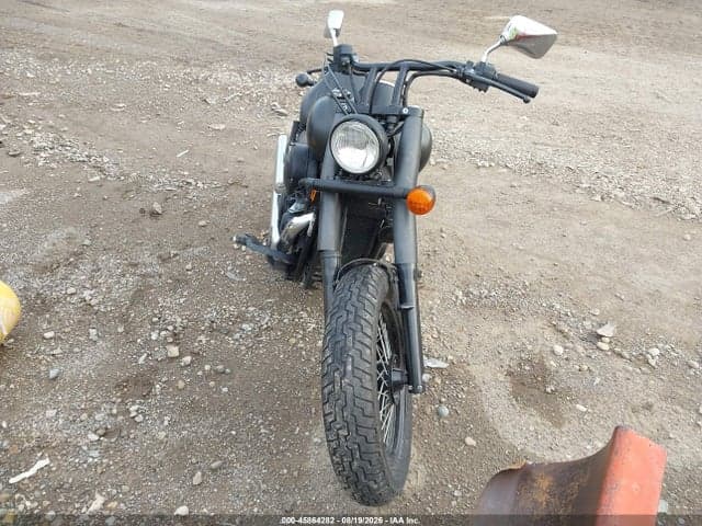 2017 HONDA VT750 C2B 5