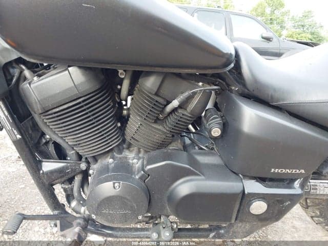2017 HONDA VT750 C2B 9