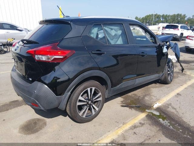 2020 NISSAN KICKS SV XTRONIC CVT 4