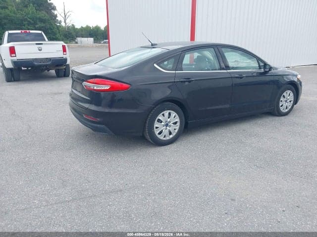 2019 FORD FUSION S 4