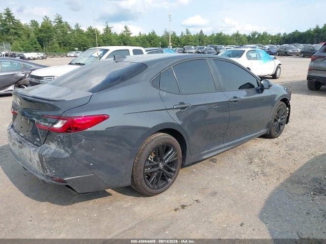 2026 TOYOTA CAMRY SE 4