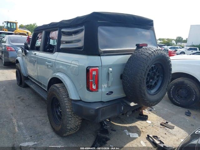 2021 FORD BRONCO OUTER BANKS 3