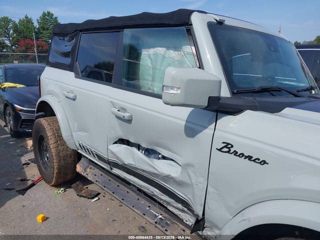 2021 FORD BRONCO OUTER BANKS 6