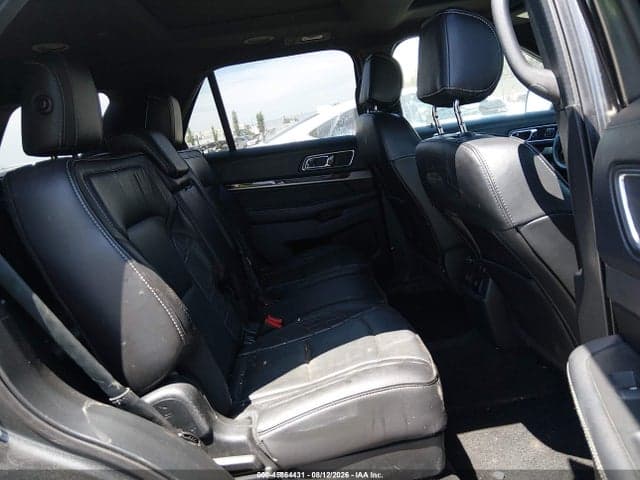 2017 FORD EXPLORER PLATINUM 8