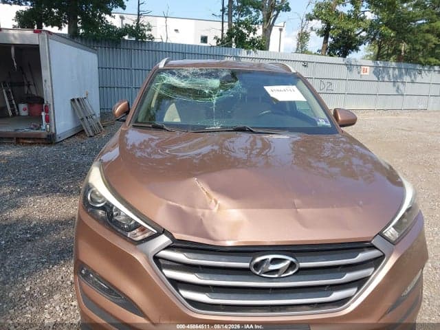 2017 HYUNDAI TUCSON SE 6