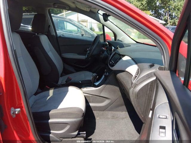 2017 CHEVROLET TRAX LT 5
