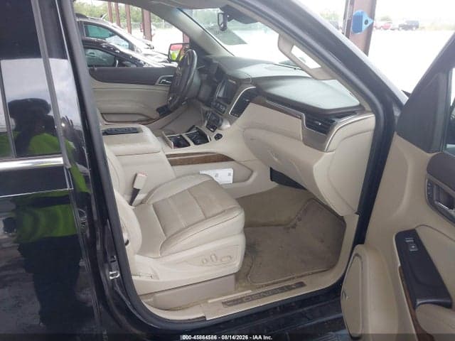 2019 GMC YUKON DENALI 5