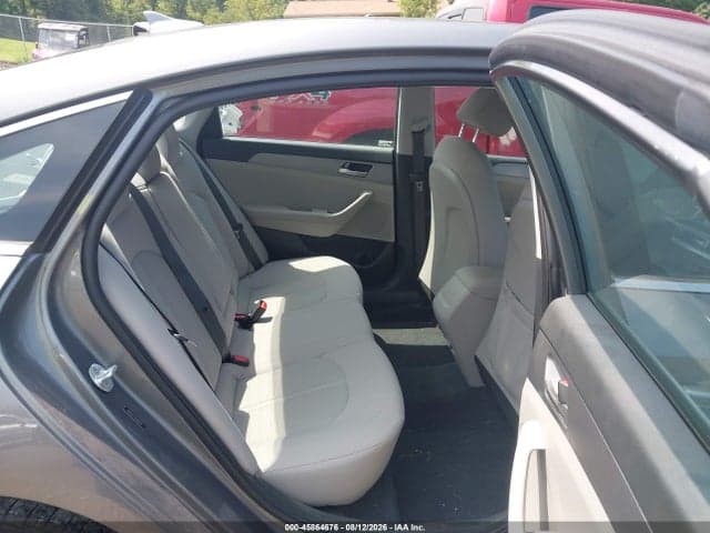 2019 HYUNDAI SONATA SE 8
