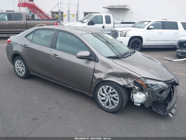 2018 TOYOTA COROLLA LE 1