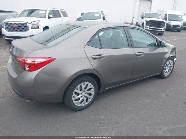 2018 TOYOTA COROLLA LE 4