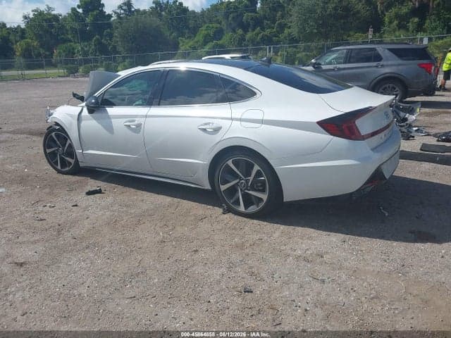 2022 HYUNDAI SONATA SEL PLUS 3