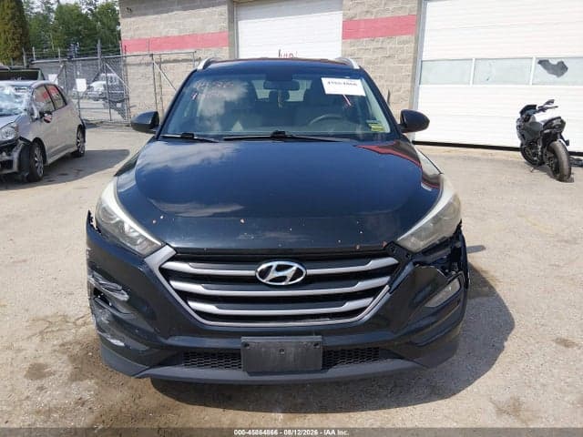 2017 HYUNDAI TUCSON SE 12