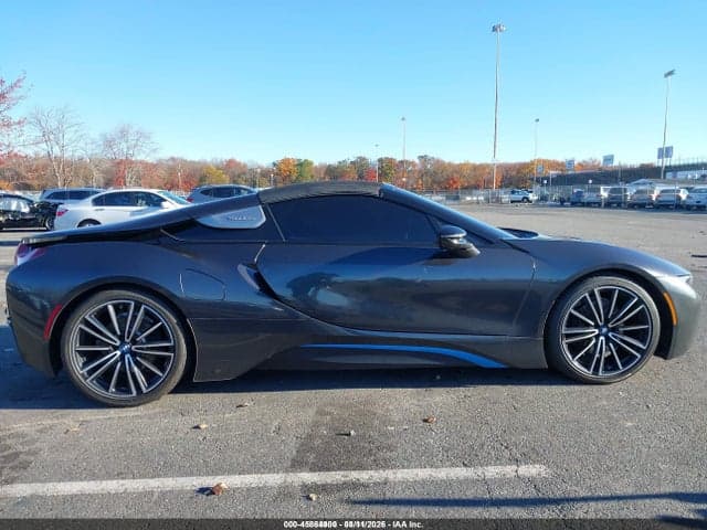 2019 BMW I8 13