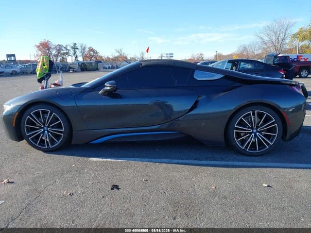 2019 BMW I8 14