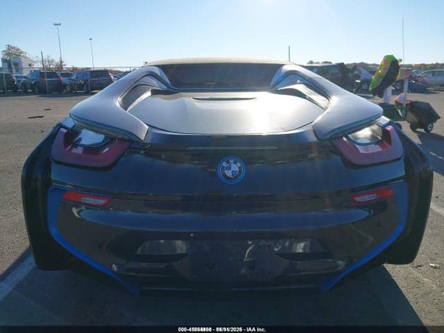 2019 BMW I8 16