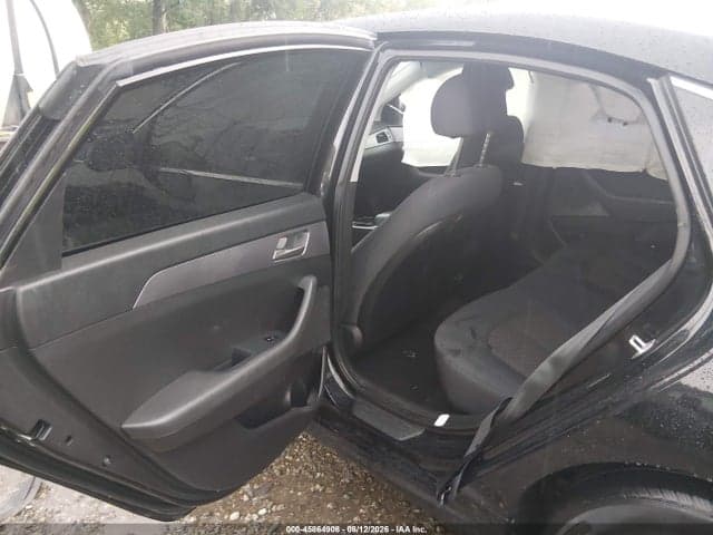 2019 HYUNDAI SONATA SE 8