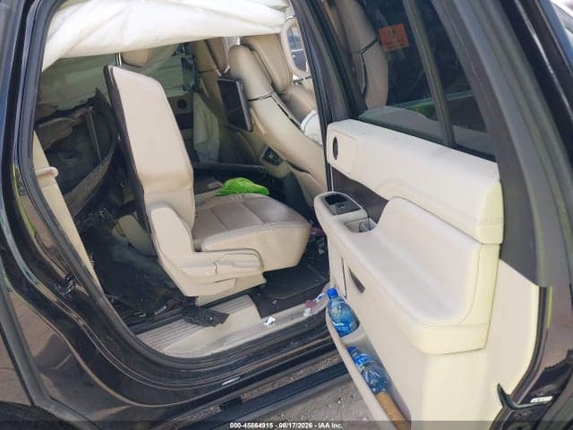 2019 LINCOLN NAVIGATOR L RESERVE 8