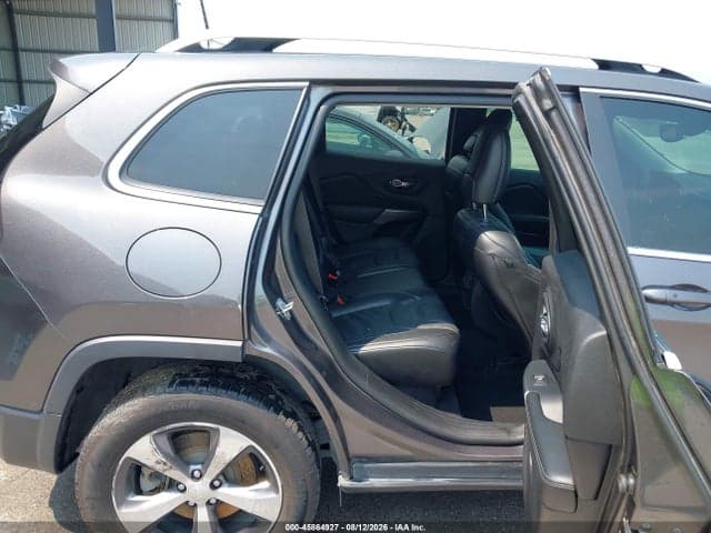 2019 JEEP CHEROKEE LIMITED 4X4 8