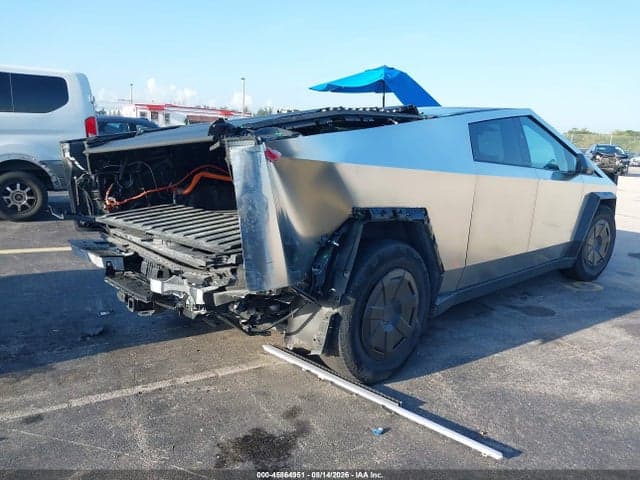 2025 TESLA CYBERTRUCK 4