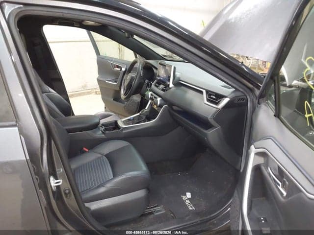 2019 TOYOTA RAV4 HYBRID XSE 5