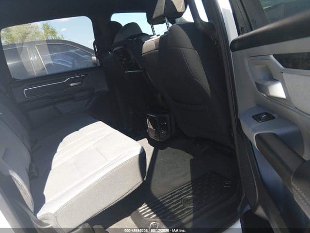 2021 RAM 1500 8