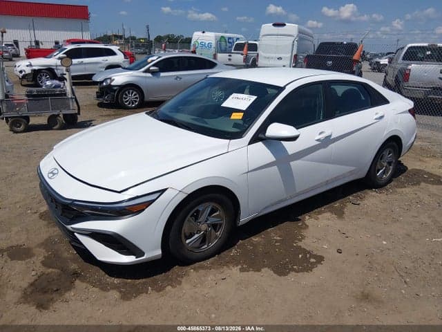 2024 HYUNDAI ELANTRA SE 2