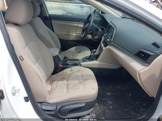 2019 HYUNDAI ELANTRA SE 5