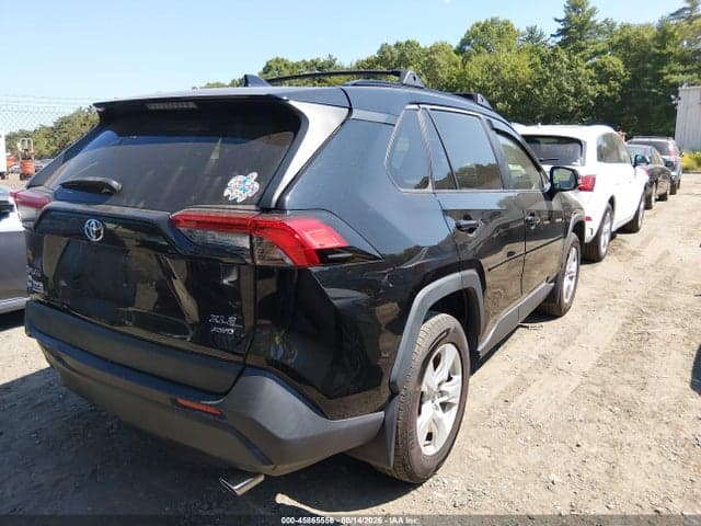 2020 TOYOTA RAV4 XLE 4