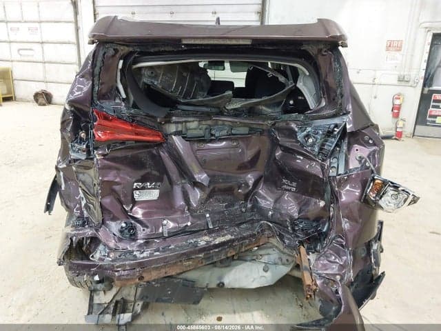 2018 TOYOTA RAV4 XLE 6