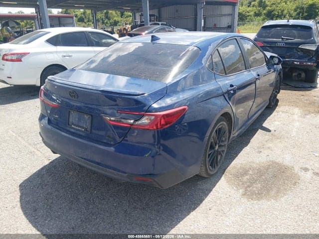 2025 TOYOTA CAMRY SE 3