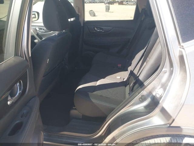 2018 NISSAN ROGUE SV 8