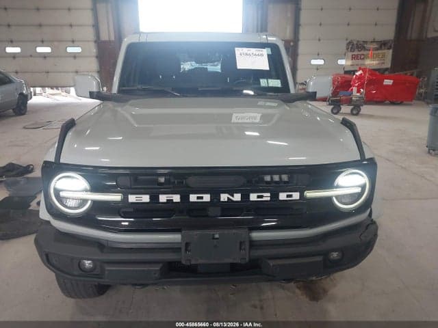 2023 FORD BRONCO OUTER BANKS 12