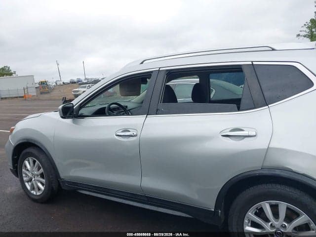 2017 NISSAN ROGUE SV 14
