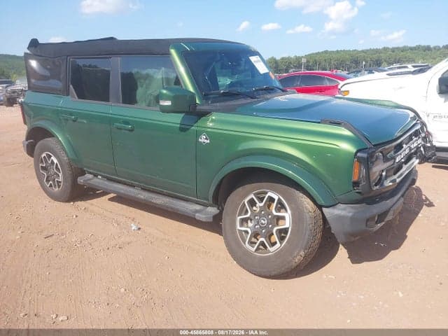 2024 FORD BRONCO OUTER BANKS 1