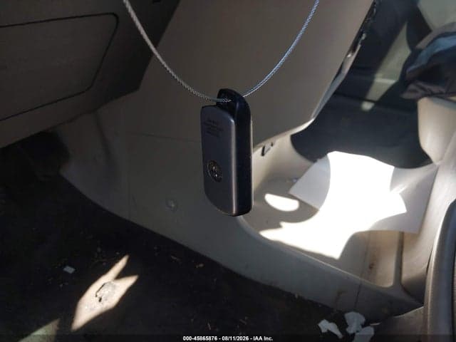 2017 TOYOTA SIENNA XLE PREMIUM 8 PASSENGER 11