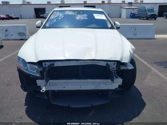 2017 JAGUAR XF 35T PREMIUM 6