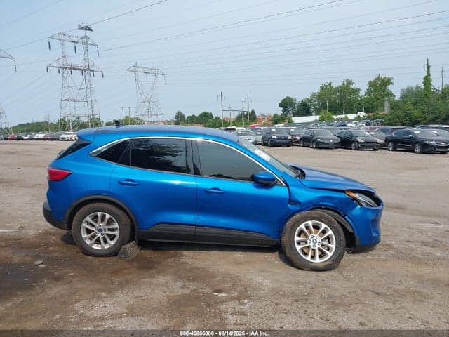 2020 FORD ESCAPE SE 13