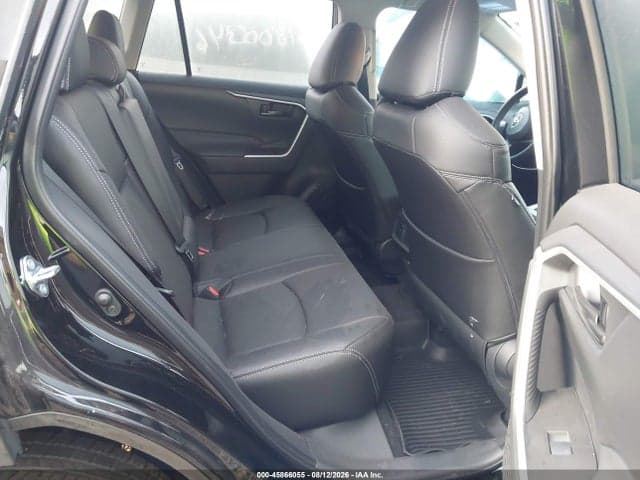2025 TOYOTA RAV4 LE 8