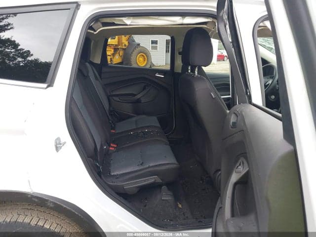 2017 FORD ESCAPE SE 8