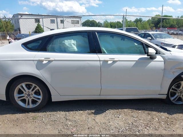 2018 FORD FUSION SE 12