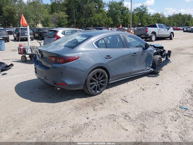 2022 MAZDA MAZDA3 CARBON EDITION 4