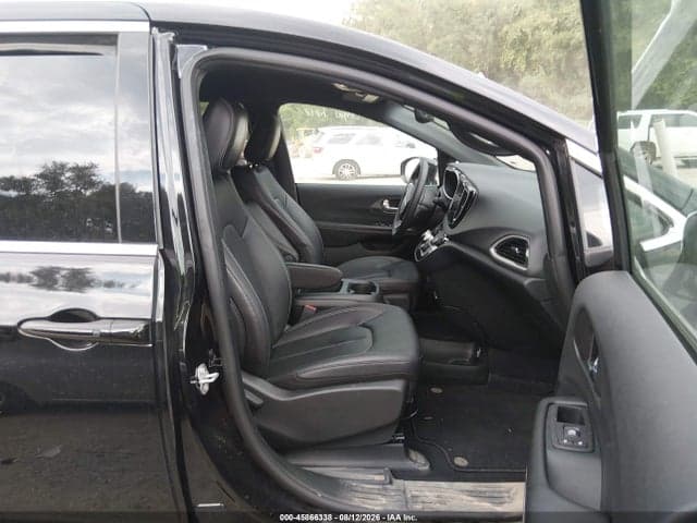 2026 CHRYSLER PACIFICA SELECT 5