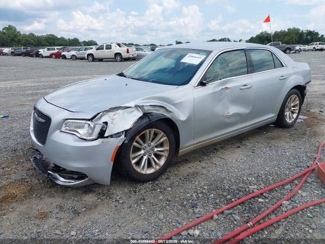 2019 CHRYSLER 300 TOURING 2