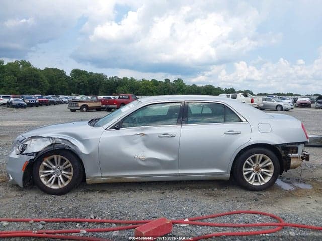 2019 CHRYSLER 300 TOURING 13